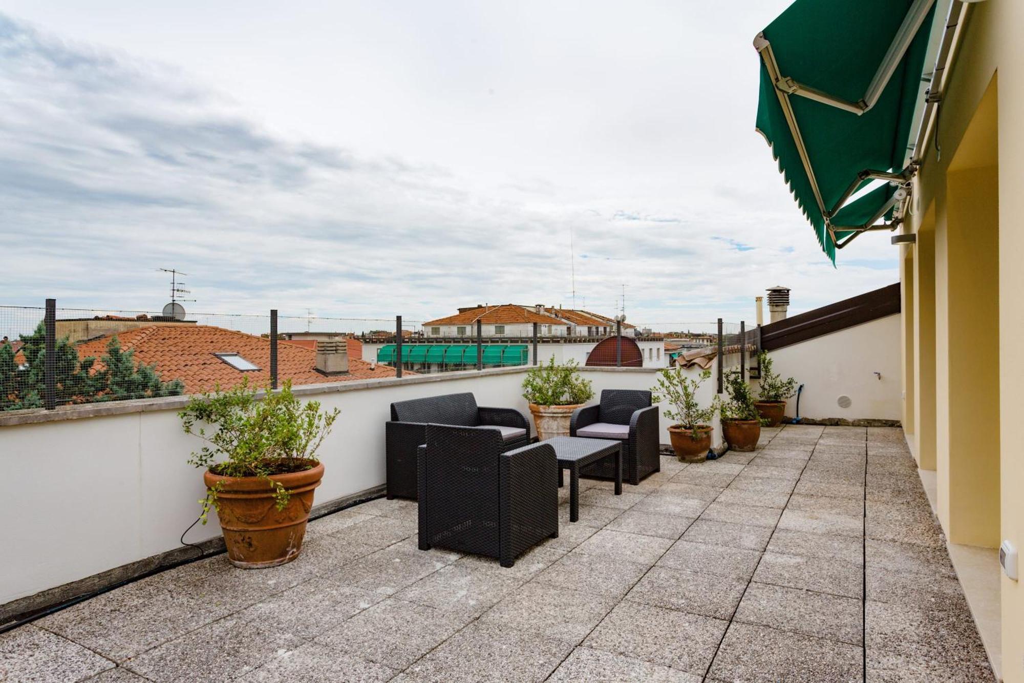 Apartmán Amazing Flat With Big Terrace And Private Car Park Verona Exteriér fotografie